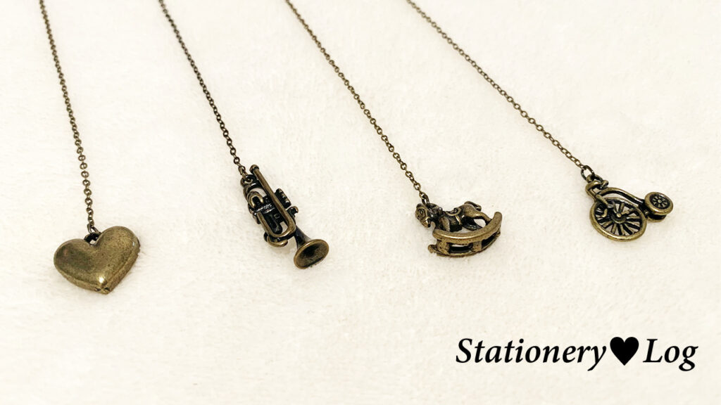 スリップオン(SLIP-ON)の金属製のしおり