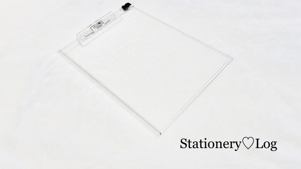 リヒトラブのA4クリップボード